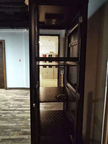 UPS不间断电源-网络机柜